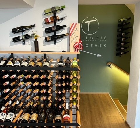 Wine shop, © Elisabeth Pammer Wine shop, © Elisabeth Pammer