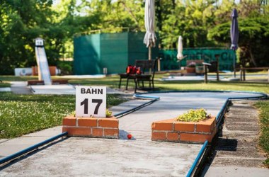 Minigolf, © Gabriel-Cristian Oanea Minigolf, © Gabriel-Cristian Oanea