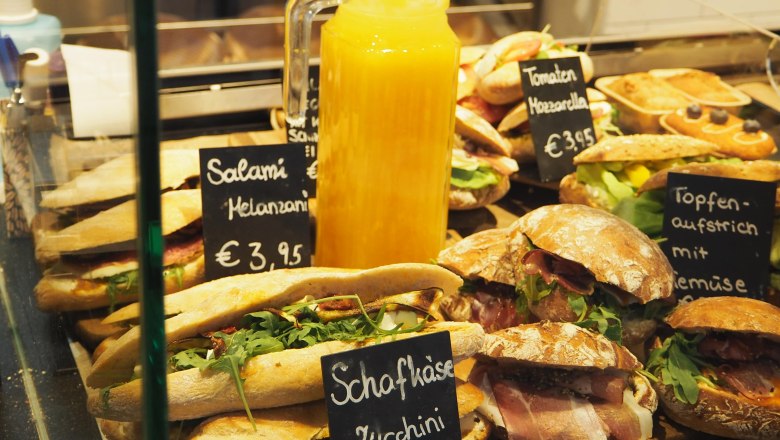 Fresh rolls every day, © Bäckerei Sabathiel Fresh rolls every day, © Bäckerei Sabathiel