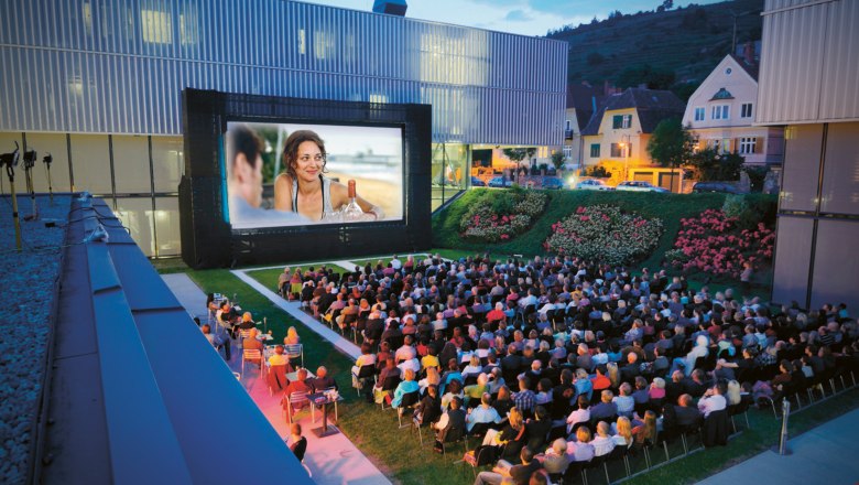 Cinema in the Kesselhaus open air © Kino im Kesselhaus, © Kino im Kesselhaus Cinema in the Kesselhaus open air © Kino im Kesselhaus, © Kino im Kesselhaus