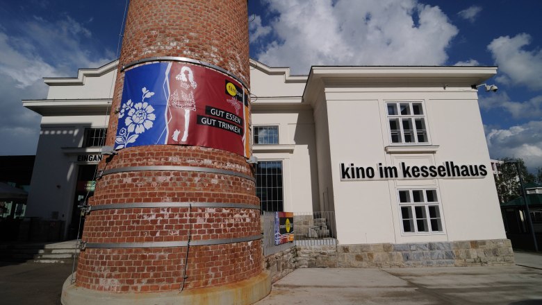 Cinema in the Kesselhaus outside © Guenter Pfefferkorn, © Günter Pfefferkorn Cinema in the Kesselhaus outside © Guenter Pfefferkorn, © Günter Pfefferkorn