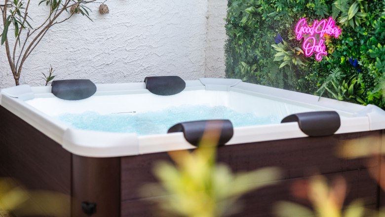 Heated outdoor whirlpool