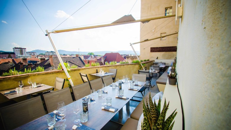 Terrasse mit Ausblick vom Gozzo by Late, &copy; Charly Teuschl