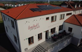 Gasthof Au&szlig;enansicht, &copy; Alfred Markel