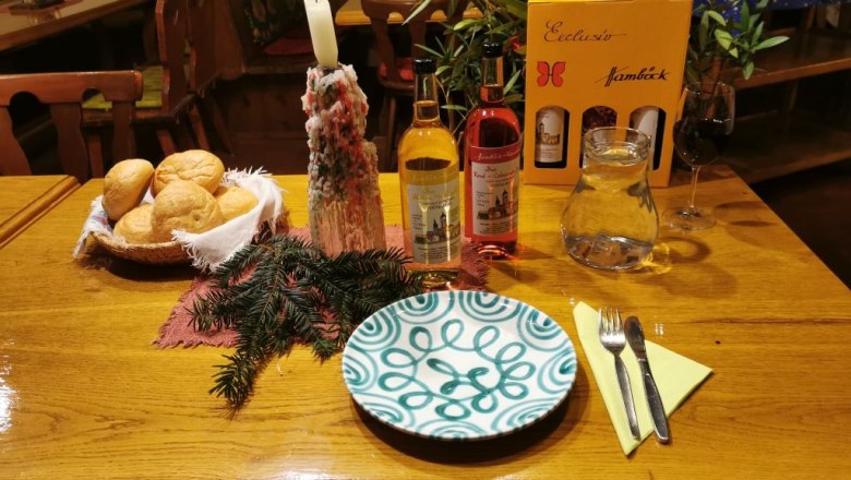 Heurigen snack, &copy; Erich Hamb&ouml;ck