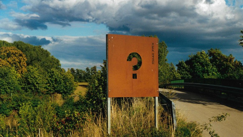 Memorial plaques of the former prisoner-of-war camp STALAG XVII B, &copy; Christian Gmeiner