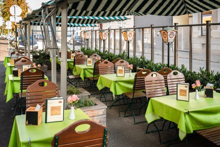 Schanigarten Pizzeria Mampf