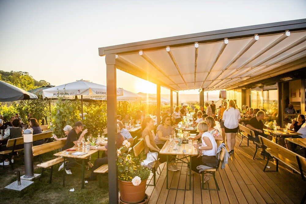 Auf der Terrasse der Sektmanufaktur