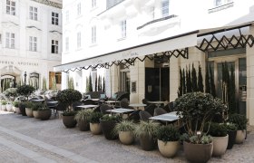 Gemütlicher Gastgarten, © Markt.Spiel