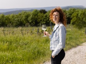 Ein Glas Wein mit Aussicht, &copy; Wachau-Nibelungengau-Kremstal