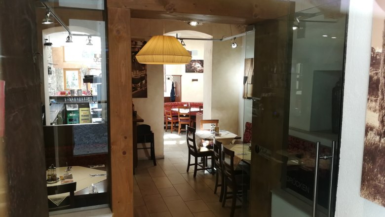 Pizzeria Corleone-Innenansicht, &copy; Roman Z&ouml;chlinger