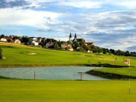 Golf course in Maria Taferl, &copy; Hotel Schachner/photography.net