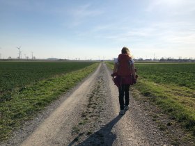 Hikers on the Way of St. James, &copy; Donau Nieder&ouml;sterreich - R&ouml;merland Carnuntum-Marchfeld